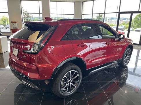 Certified 2024 Cadillac XT4 Sport AWD/4WD image 6