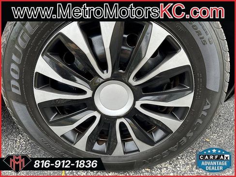 Used 2018 Ford Fiesta SE FWD image 18