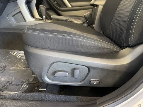 Used 2016 Subaru Forester 2.5i Premium image 26
