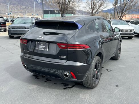 Used 2019 Jaguar E-PACE R-Dynamic SE image 8