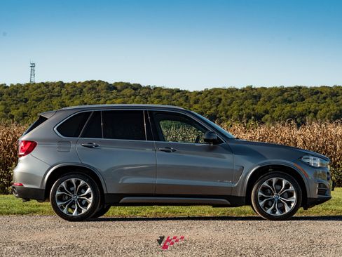 Used 2015 BMW X5 xDrive35d image 6