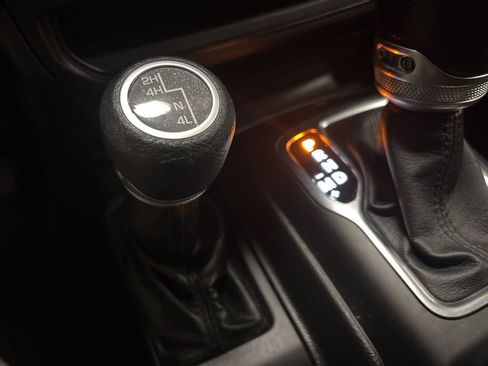 Used 2022 Jeep Gladiator Sport w/ Trailer Tow Package image 14