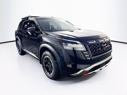 New 2026 Nissan Pathfinder Rock Creek AWD/4WD image 3