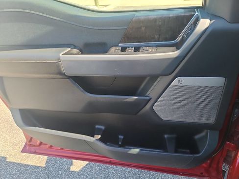 Used 2021 Ford F150 Lariat w/ Equipment Group 502A High AWD/4WD image 30