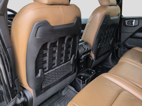 Used 2020 Jeep Gladiator Rubicon w/ Uconnect 4C Nav & Sound Group image 23