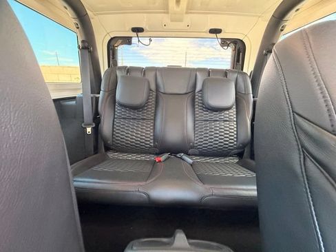 Used 2022 Jeep Wrangler Rubicon w/ Steel Bumper Group AWD/4WD image 16