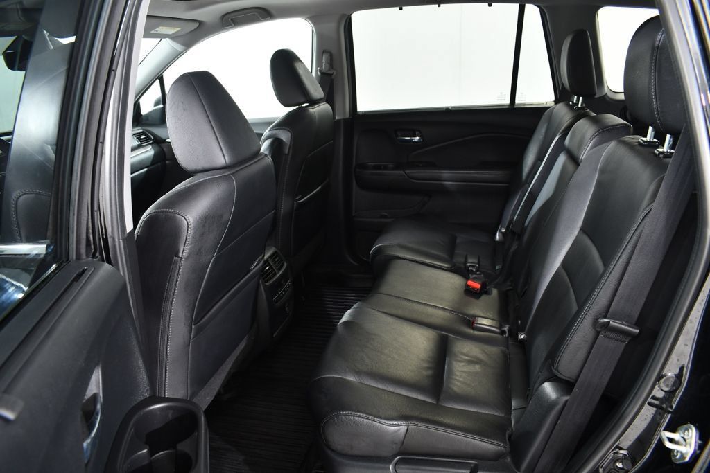 Used 2022 Honda Pilot Special Edition image 16