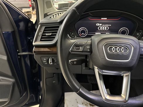 Used 2019 Audi Q5 2.0T Premium Plus w/ Premium Plus Package AWD/4WD image 12