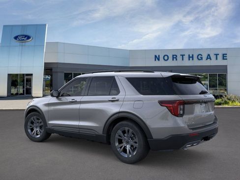 New 2026 Ford Explorer Active w/ Active Comfort Package image 5