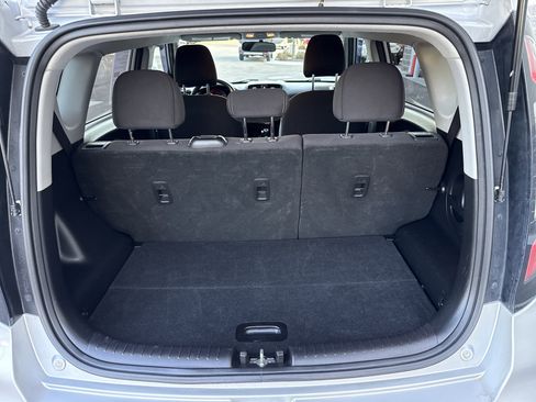 Used 2018 Kia Soul image 37