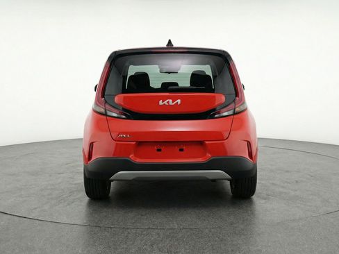 Used 2025 Kia Soul LX w/ LX Technology Package image 7