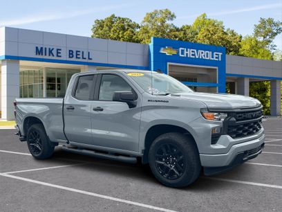 Used 2025 Chevrolet Silverado 1500 Custom w/ Turbomax Blackout Package