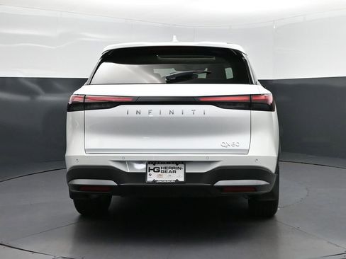 Used 2026 INFINITI QX60 Pure w/ Cargo Package image 6