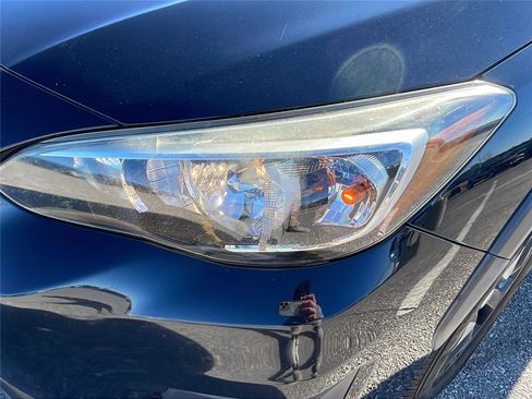 Used 2018 Subaru Crosstrek 2.0i Premium image 9