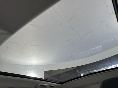 Used 2024 Land Rover Discovery Sport S image 11