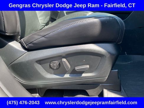 Used 2021 Ford Explorer Platinum w/ Equipment Group 601A AWD/4WD image 14