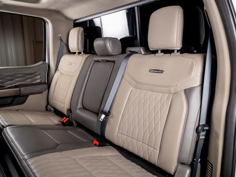 Used 2026 Ford F350 Platinum w/ Platinum Plus Package image 30