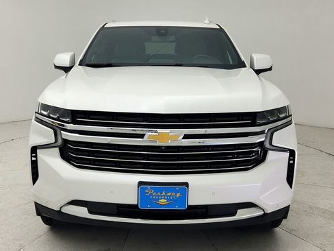 Used 2022 Chevrolet Tahoe LT w/ Luxury Package image 2