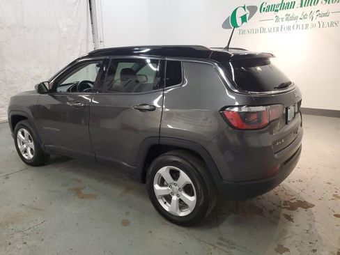 Used 2018 Jeep Compass Latitude w/ Cold Weather Group AWD/4WD image 4