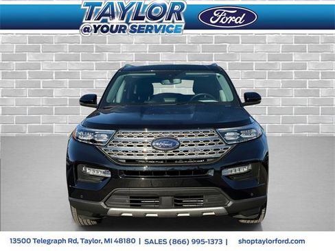 Certified 2023 Ford Explorer Limited w/ Limited Technology Package image 2