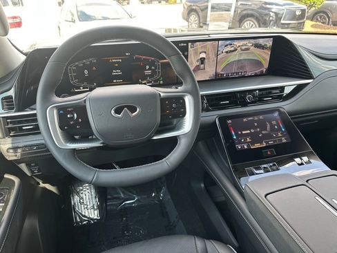 Used 2025 INFINITI QX80 Luxe w/ Cargo Package AWD/4WD image 19