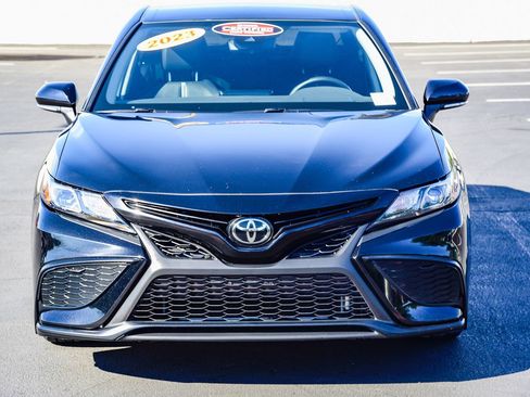 Certified 2023 Toyota Camry SE image 2