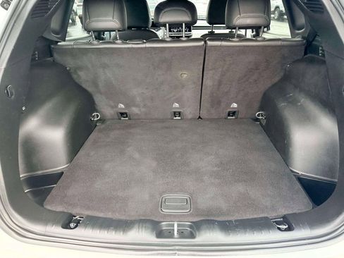 Used 2024 Jeep Compass Limited image 10