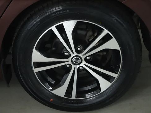 Used 2020 Nissan Sentra SV image 36
