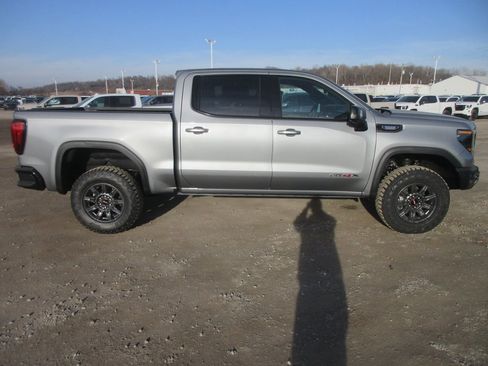 New 2026 GMC Sierra 1500 AT4X image 3