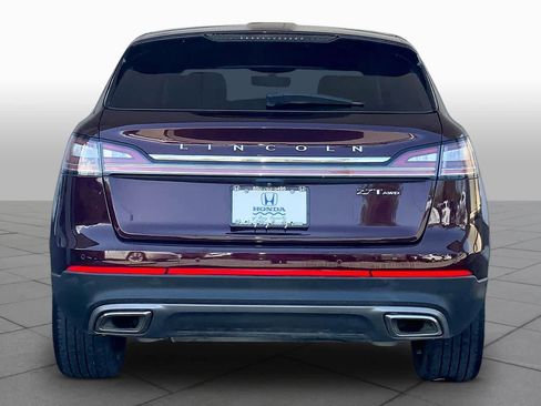 Used 2020 Lincoln Nautilus Reserve w/ Equipment Group 201A image 5