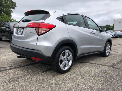 Used 2016 Honda HR-V LX image 6