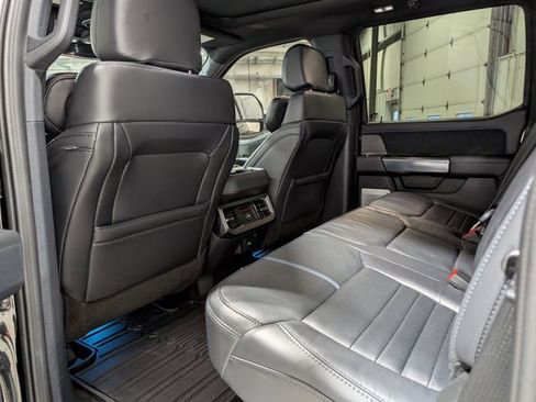 Used 2025 Ford F250 Platinum image 19