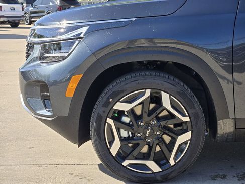 New 2026 Kia Seltos SX AWD/4WD image 5