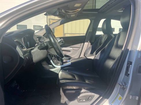 Used 2014 Volvo S60 T5 FWD image 16