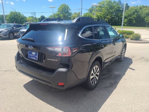 Used 2023 Subaru Outback Premium AWD/4WD image 7