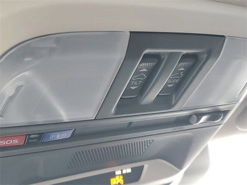 Certified 2025 Subaru Crosstrek 2.0i Premium image 29