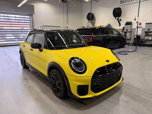 New 2026 MINI Cooper S image 7