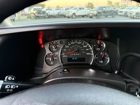 Used 2020 Chevrolet Express 2500 w/ Driver Convenience Package image 21