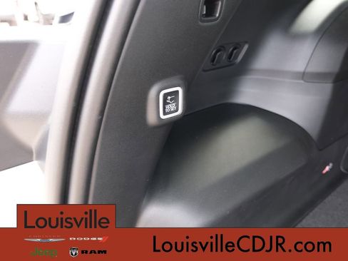 New 2026 Jeep Cherokee Limited AWD/4WD image 33