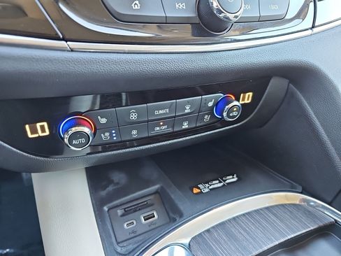 Used 2023 Buick Enclave Avenir w/ Trailering Package, 5000 lbs. AWD/4WD image 22