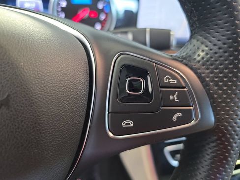 Used 2018 Mercedes-Benz E 300 image 22