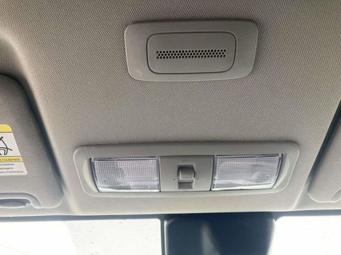 Used 2022 Nissan Frontier SV w/ Technology Package image 24