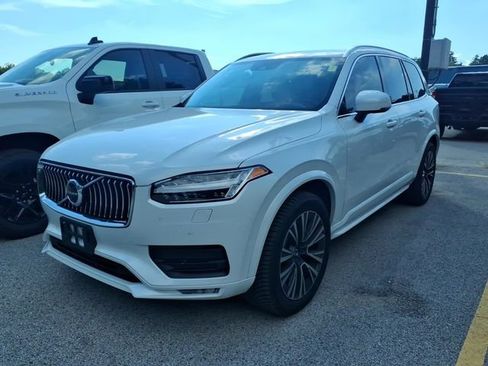 Used 2021 Volvo XC90 T6 Momentum w/ Advanced Package AWD/4WD image 1