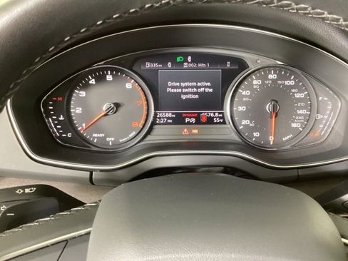 Used 2023 Audi Q5 2.0T Premium w/ Convenience Package image 31