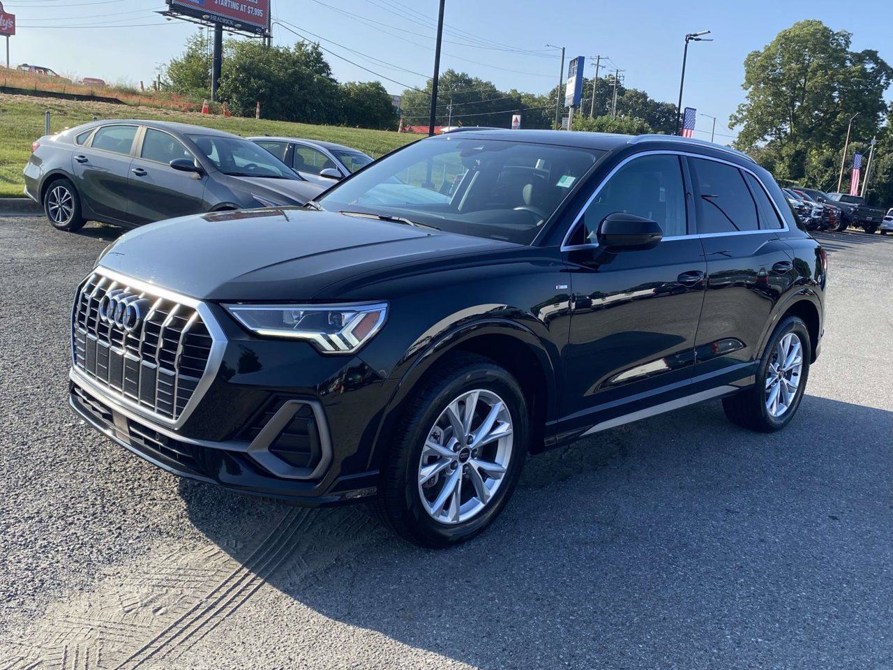 Used 2025 Audi Q3 2.0T Premium AWD/4WD image 3