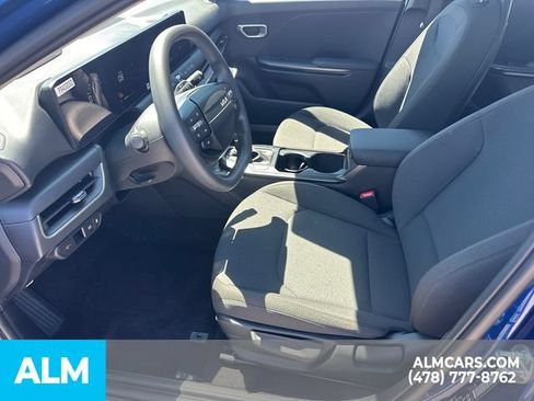 Used 2025 Kia K4 FWD image 10