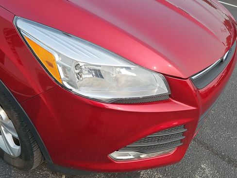 Used 2014 Ford Escape SE w/ Equipment Group 201A FWD image 30