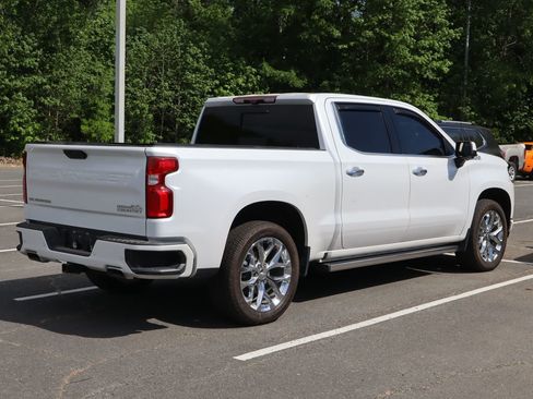 Certified 2021 Chevrolet Silverado 1500 High Country w/ Technology Package image 10