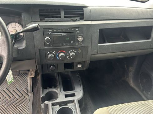 Used 2010 Dodge Dakota SXT AWD/4WD image 10