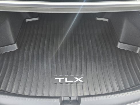 Used 2023 Acura TLX w/ Technology Package image 42